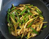 鶏肉と筍とピーマンのピリ辛炒め作り方8写真