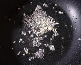 旨っ☆セロリのにんにくベーコン炒め♪作り方4写真