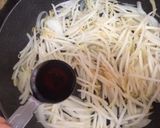 簡単♪もやしと玉ねぎの和風カレー炒め♪作り方2写真