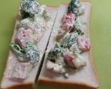 柚子胡椒とブロ茎で　時短エコ旨　トースト作り方3写真