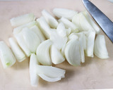 春の味！新じゃがと新たまねぎの簡単煮物作り方1写真