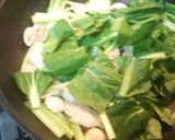 鳥皮と小松菜の炒め物作り方6写真
