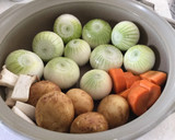 簡単おいしい♪新玉ねぎのスープ煮☆作り方2写真