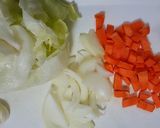 レタスの溶き卵中華スープ作り方1写真