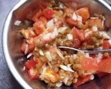 納豆を食べやすく、新玉ねぎとトマト和え作り方1写真