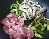 ゴーヤと豚のボリュームランチスープ。作り方1写真