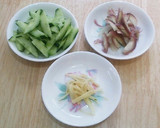 胡瓜と茗荷で☆アジアン焼きそば作り方1写真