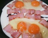 ランチに最適！新玉ねぎのベーコンエッグ丼作り方2写真