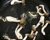 ほうれん草、コーン、しめじのバター焼き作り方1写真