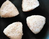 ん？ビビンバ？焼き肉のタレで焼おにぎり♡作り方3写真