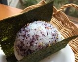 簡単♡ダブル梅おかかマヨおにぎり♡作り方3写真
