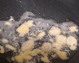 ホタルイカとアボカドのマヨ醤油炒め作り方2写真