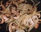 ビーフストロガノフ デミグラス不使用 作り方4写真