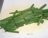 お母さんの味♪にらたま汁作り方1写真