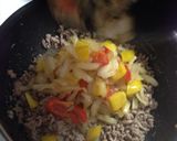私流。合挽き肉とパプリカのスタミナ炒め作り方3写真