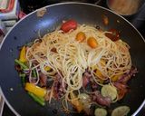 ホタルイカと彩り野菜のペペロンチーノ作り方7写真