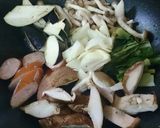 煮物に近い具沢山ランチスープ。作り方1写真