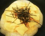 やみつき♡明太子マヨチーズの餅ピザ作り方4写真