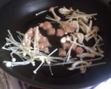 きのこが入った親子丼作り方1写真