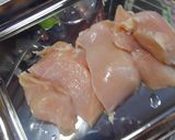 鶏胸肉の香草ソテーオーロラソースかけ♪作り方2写真