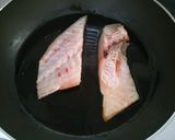 フライパンで簡単！　真鯛の　ポン酢焼き！作り方1写真