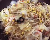 生姜風味揚げ豚肉ともやしたっぷり野菜あん作り方3写真
