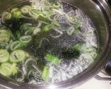 “焼き肉屋さんの”わかめスープ作り方1写真