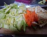 おいしいの基本♪キャベツと揚げのお味噌汁作り方4写真