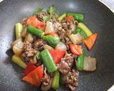 牛肉の薄切りときゅうりの炒め物作り方6写真