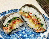 揚げないﾖ♪。かき揚げ風おにぎらず作り方8写真
