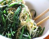豆もやしと法蓮草のピーナツペースト和え作り方4写真