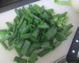 葉たまねぎの葉のおかか醤油炒め作り方1写真