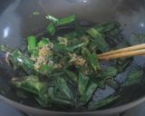 葉たまねぎの葉のおかか醤油炒め作り方2写真