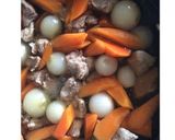 新たまねぎと新緑茶葉の餃子なべ作り方1写真