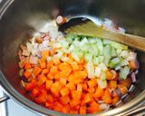 簡単!野菜たっぷりミネストローネ作り方3写真