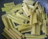ふきの下準備と油炒め。作り方7写真