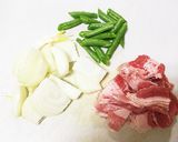 豚バラ肉じゃが作り方3写真