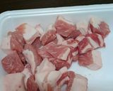 ゴロゴロ豚バラ肉のバター醤油めし☆作り方1写真