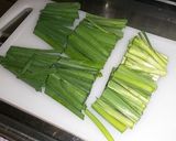 あともう一品！速攻「ニラの玉子とじ」作り方1写真