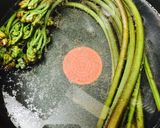 わらびの生姜醤油漬け❤️作り方1写真