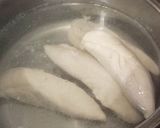 ささ身とセロリの葉の塩こんぶマリネ作り方1写真