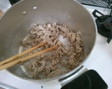 胡麻油で簡単♪豚肉と もやしの中華スープ作り方3写真