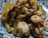 鶏と油揚の出汁しみこんだ「蕗煮」！作り方3写真
