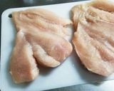 しっとり鶏ムネのヨーグルトソテー♡作り方1写真