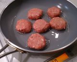 人参ドレッシングでハンバーグ作り方1写真
