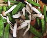 絹さやとゴボウの甘辛炒め作り方3写真