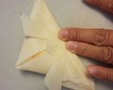 こどもの日に！春巻きの皮で兜作り方6写真