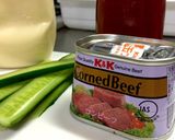 お酒のお供に！簡単コンビーフサンドイッチ作り方1写真