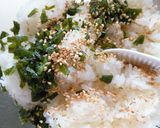 三陸の香り♡茎わかめとごま油のおにぎり作り方2写真
