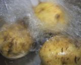 茹でたじゃがいもにカニカマあんかけ　作り方1写真